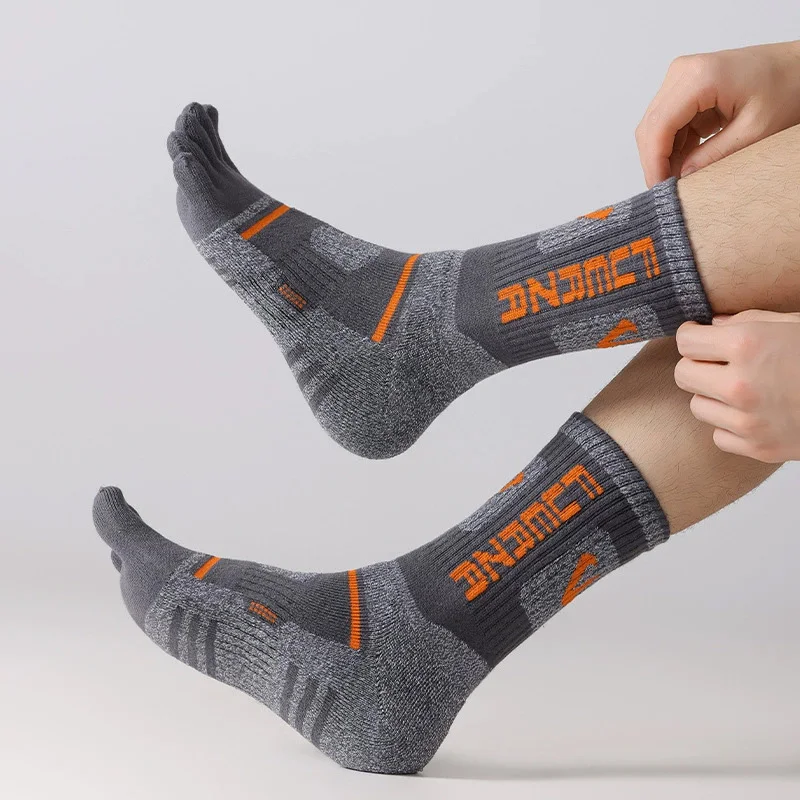 4/8 Pairs Mans Sport Five Fing - Toe Sock Split 评论和价格
